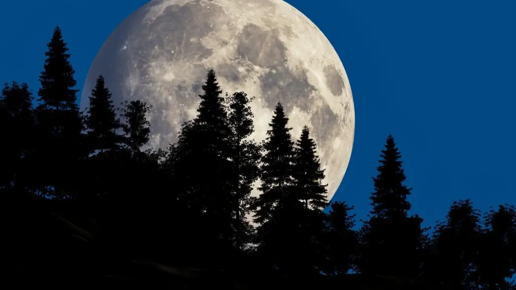 ¿Qué es una Superluna?