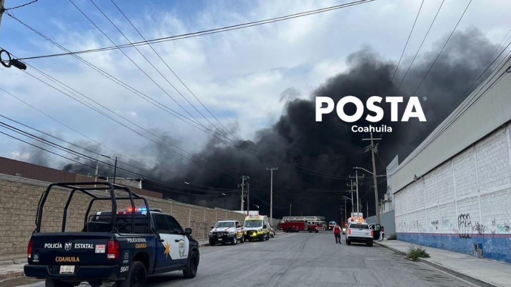 Se incendia el Parque Industrial Las Torres en Saltillo