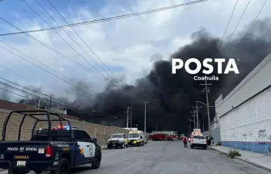 Se incendia el Parque Industrial Las Torres en Saltillo