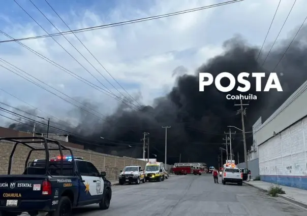 Se incendia el Parque Industrial Las Torres en Saltillo