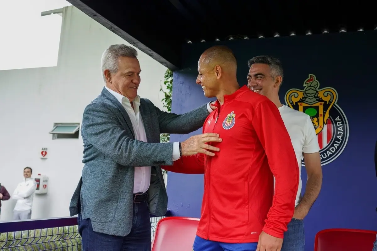 Javier Aguirre y Chicharito Hernández Foto: X(Twitter) @miseleccionmx