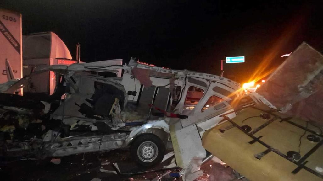 Accidente en autopista Monterrey - Nuevo Laredo, deja 4 personas fallecidas