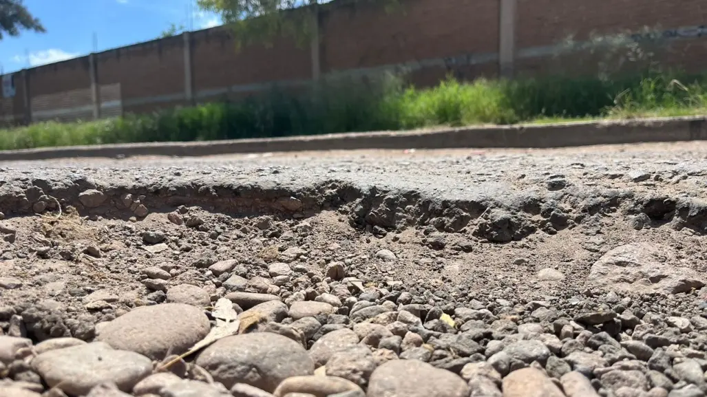 Reconoce municipio problema de baches