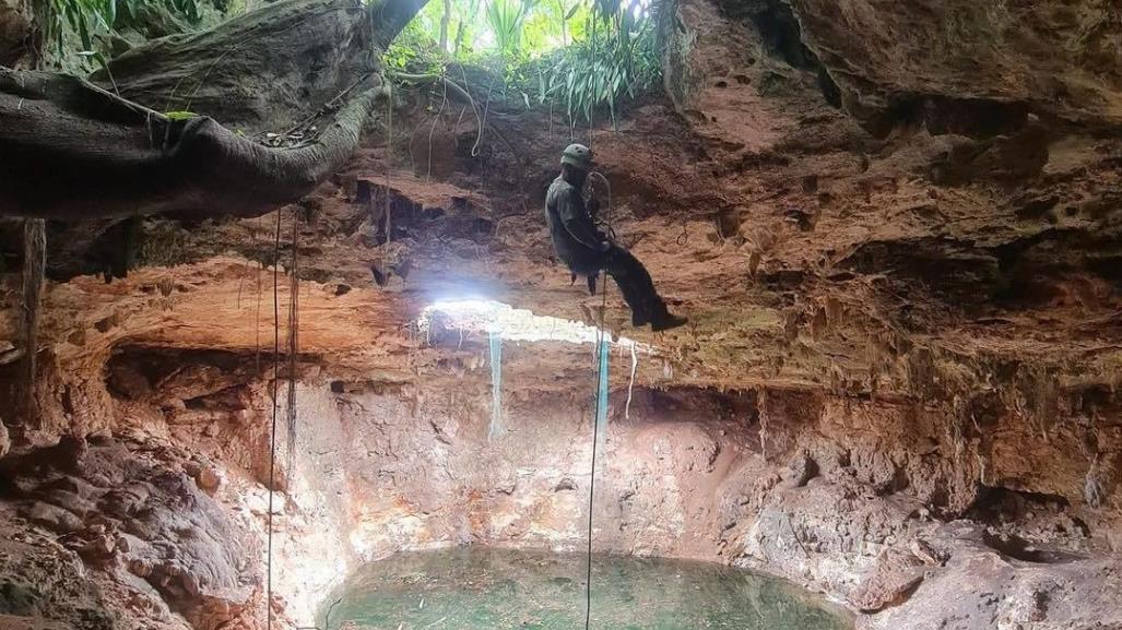 Revisan las condiciones de un cenote tras la formación de un socavón