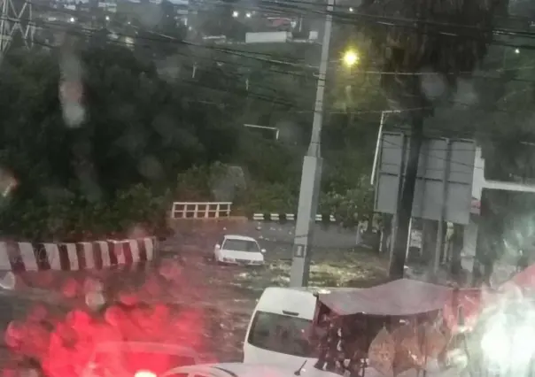 Alarma en Naucalpan, se desborda el Río de Los Remedios (VIDEO)