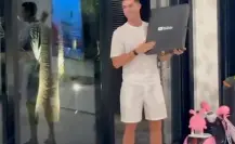 Cristiano Ronaldo recibe placa de 1 millón de suscriptores al abrir su canal