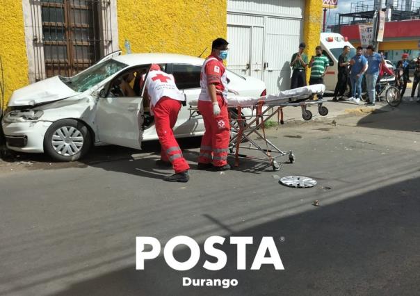 Video: Mujer embarazada resulta lesionada en fuerte choque