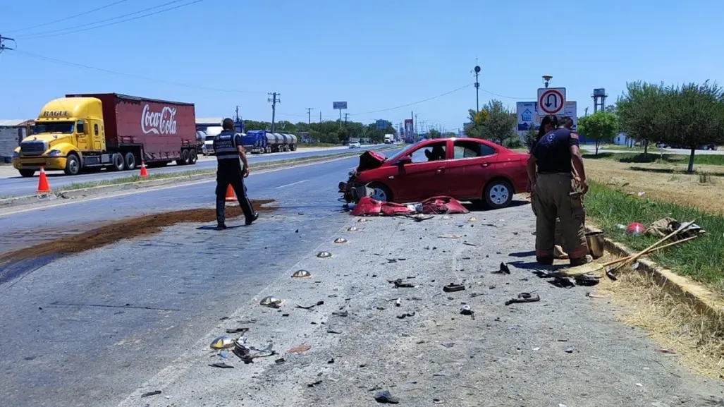 Tres mujeres lesionadas en choque en Cadereyta