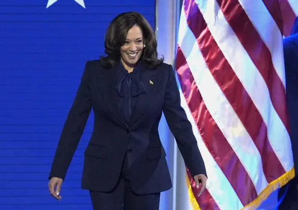 Kamala Harris hace historia al aceptar nominación demócrata