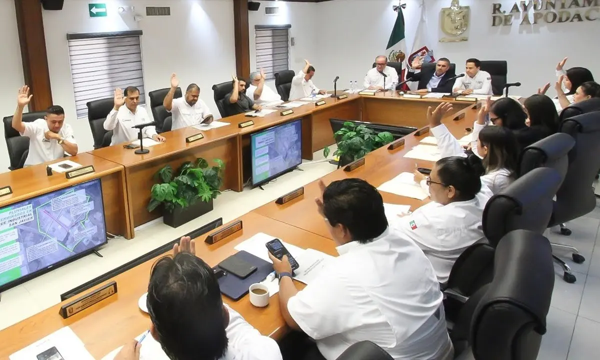 Apodaca renombra Libramiento Norte en honor al General Noé Sandoval Alcázar