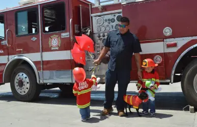 Recibe emotiva sorpresa en Reynosa durante el Día del Bombero