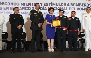 Reconocen labor de bomberos y paramédicos de la secretaría de Seguridad Pública