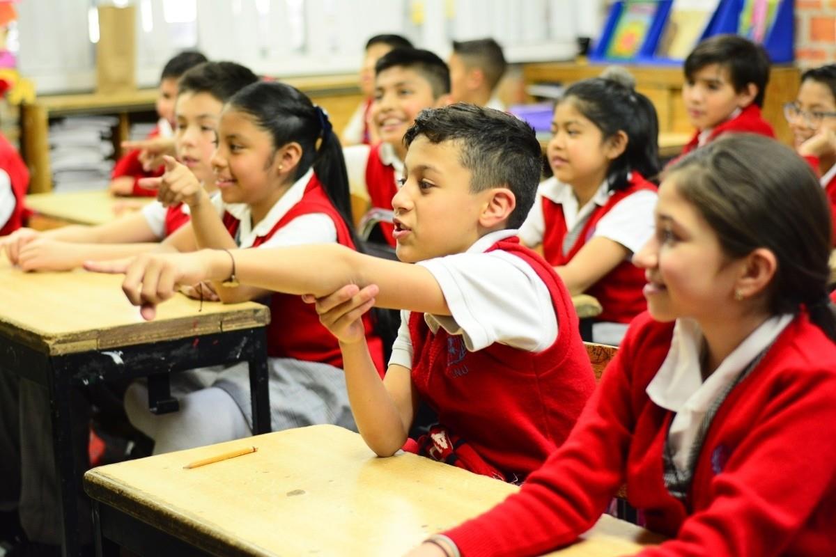 Niños tomando clases Foto: Gobierno de Jalisco