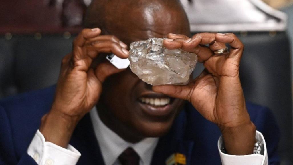 Descubren el segundo diamante más grande del mundo en África