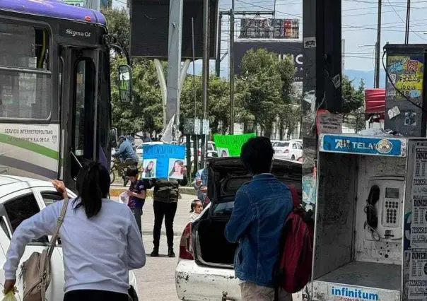 Bloqueo en Paseo Tollocan por desaparición de joven