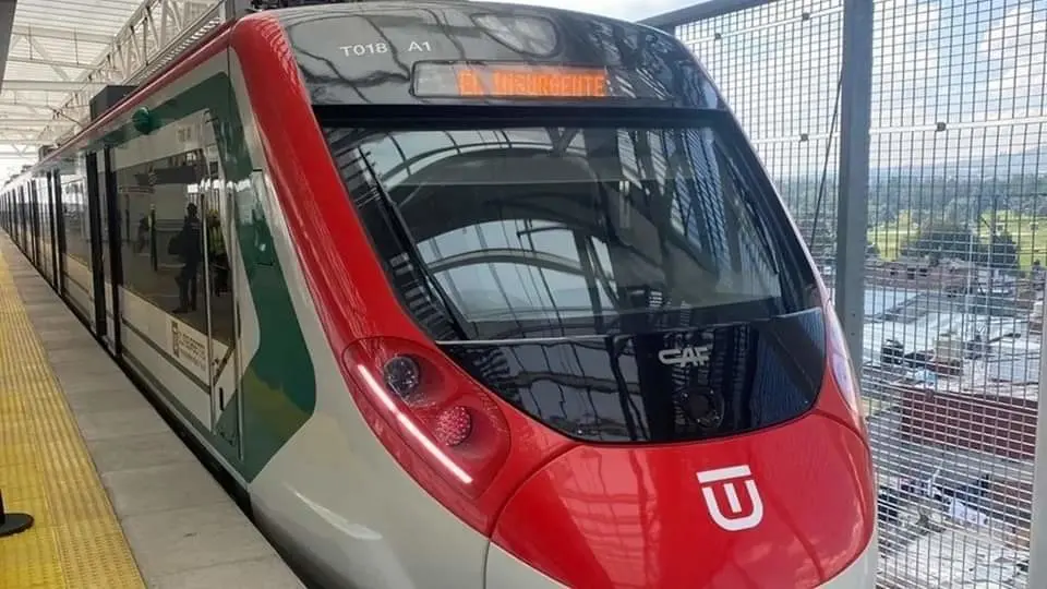 Revelan fecha y tarifas del Tren Interurbano ‘El Insurgente’ a Santa Fe. Foto: RRSS