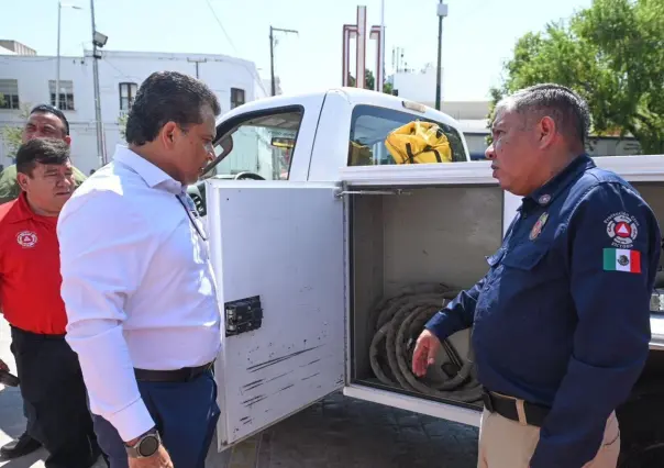 Reconoce y celebra Eduardo Gattás a personal del H. Cuerpo de Bomberos