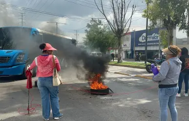 Tultitlán: Manifestantes bloquean ambos sentidos de la vía José López Portillo