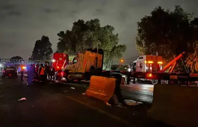 Tlalnepantla: Reabren avenida Reyes Heroles tras volcadura de tráiler