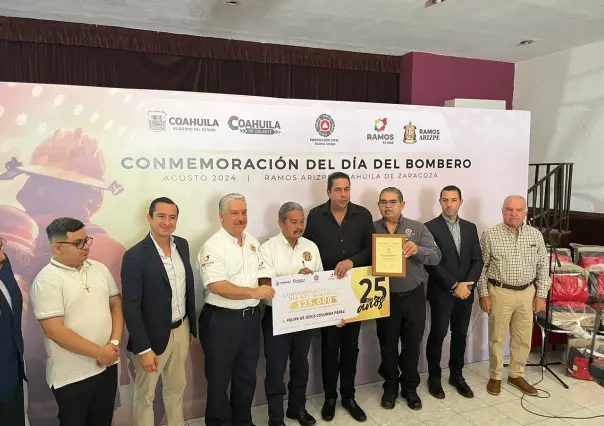 Festejan y homenajean el trabajo de los bomberos en Ramos Arizpe