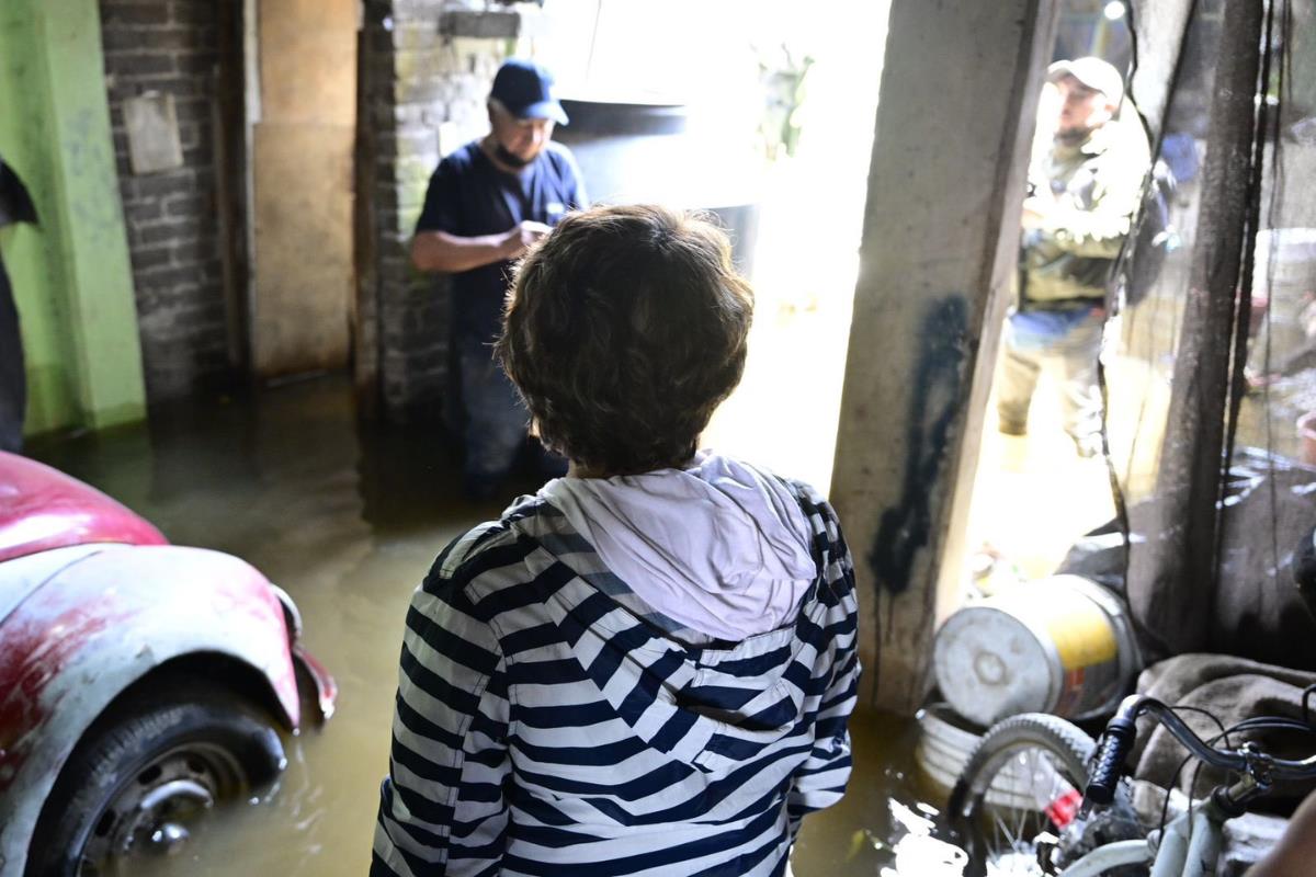 Delfina Gómez Álvarez visita la zonas afectadas de Chalco. Créditos: X @pciviledomex.