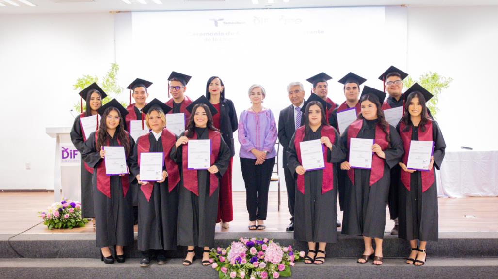 Entrega DIF Tamaulipas nueva generación de profesionales en Terapia Física