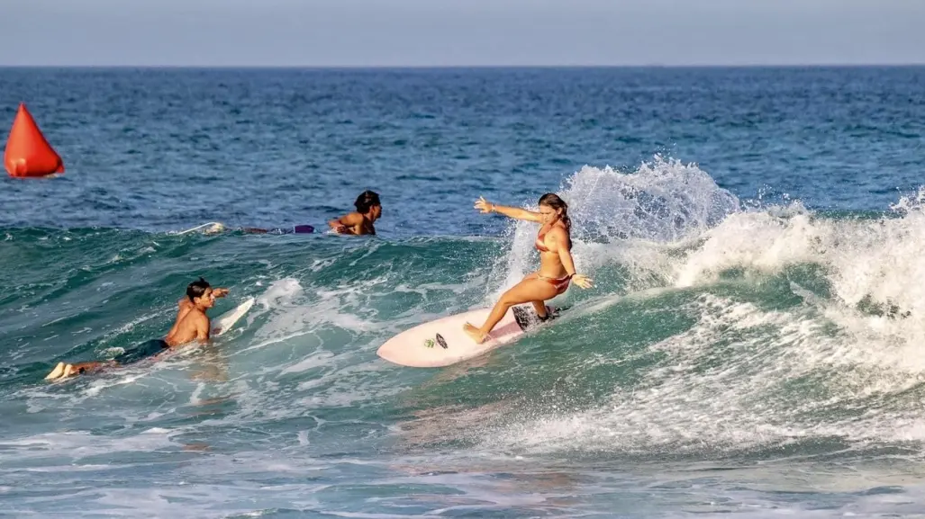 ¿Quién es la niñez de la playa Costa Azul?