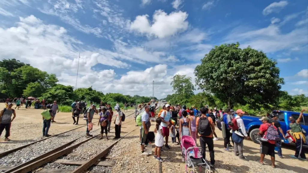 Atraviesan mil migrantes centroamericanos  por territorio veracruzano