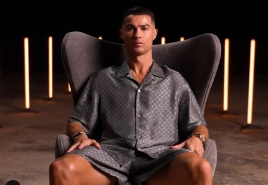 Cristiano Ronaldo lanza su propio canal de Youtube que rompe récords en horas