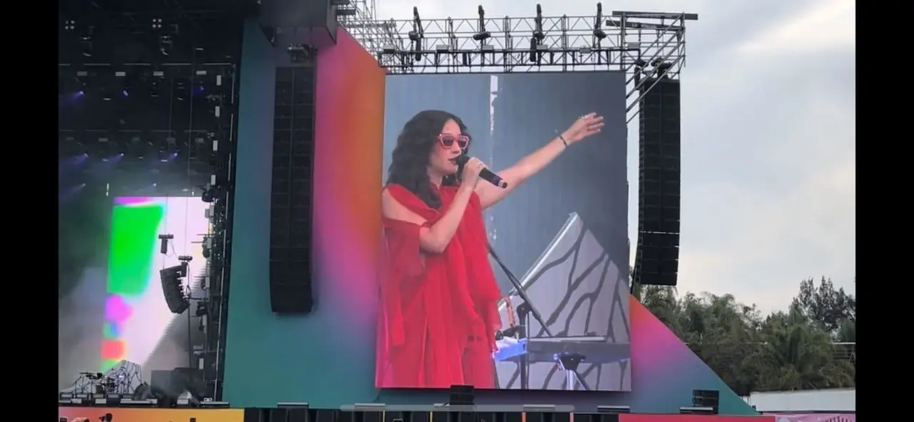 Ximena Sariñana pone el ambiente en el Festival Hera