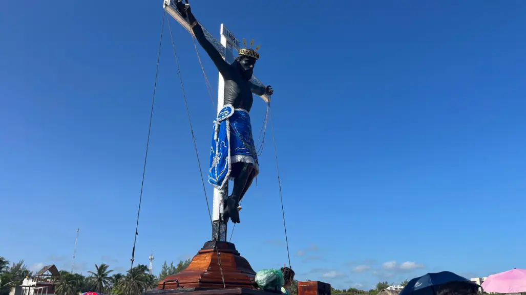 El Cristo negro de Sisal, cumple 70 años de tradición con procesión en Yucatán