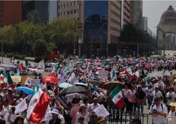 Miles de trabajadores del Poder Judicial protestan contra la reforma de AMLO