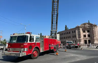 Bomberos de Saltillo hacen demostraciones en la ruta recreativa