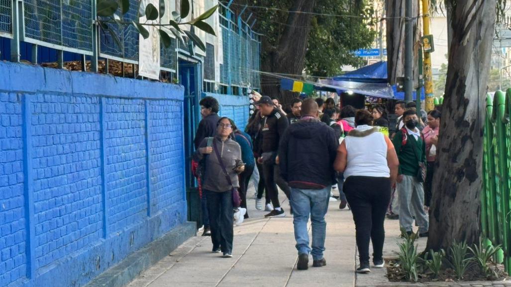 Regresan a clases más de un millón 700 mil alumnos en la Ciudad de México