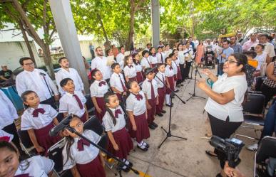 Primera interpretación del Himno de Yucatán en Lengua Maya marca inicio escolar