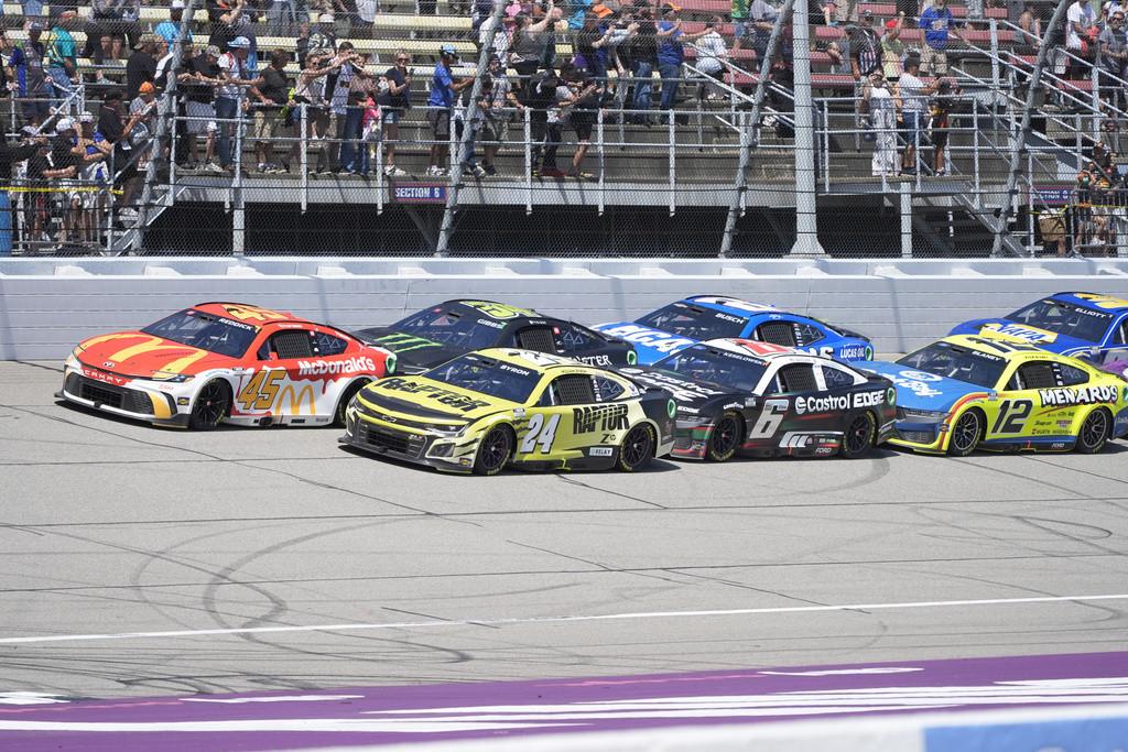 NASCAR lleva la Cup Series a México: ¡una carrera histórica!