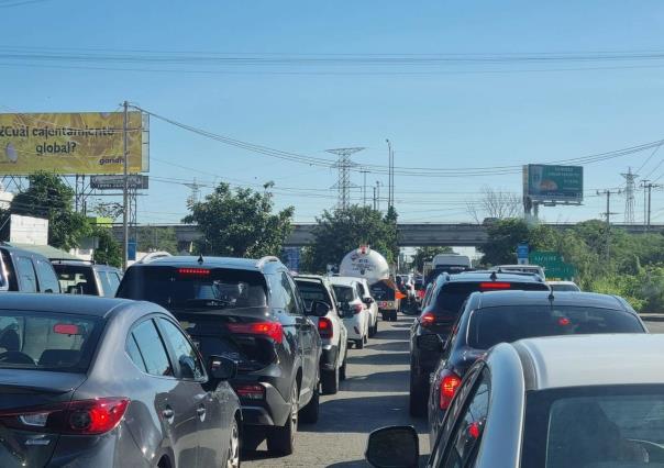 Caos vehicular en Mérida por el regreso a clases