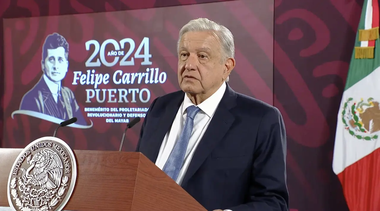 AMLO habla de despido de periodistas en Televisa. Foto: SS de Conferencia de prensa