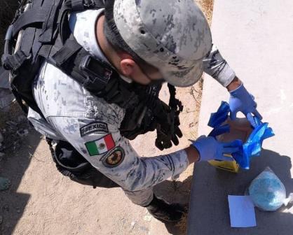 Guardia Nacional asegura bolsa de regalo con fentanilo en Baja California