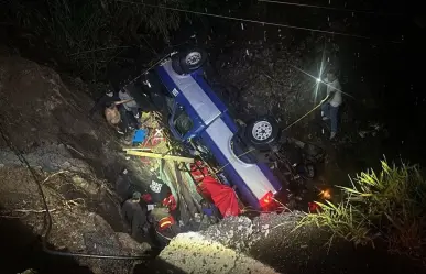 Tragedia en Chalma; volcadura de camioneta deja dos peregrinos muertos