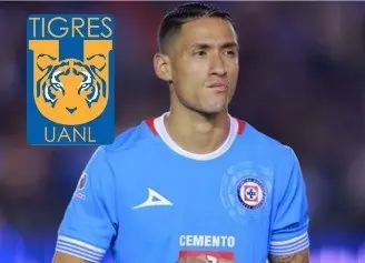 Uriel Antuna en su último juego con Cruz Azul en la Liga MX. Foto: Canva.