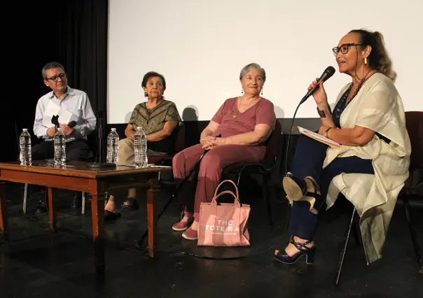 Actrices y amigas, Conchi Roche y Eglé Mendiburu comparten anécdotas de teatro