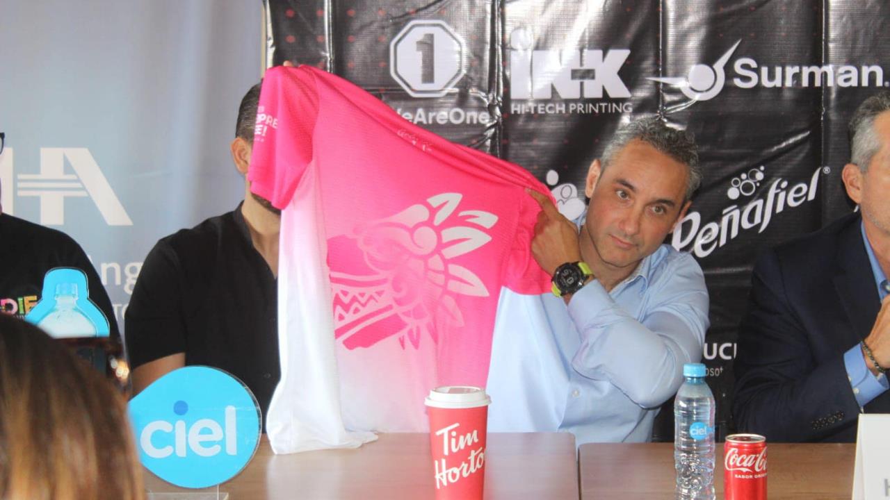 Antonio Cepeda Licón anuncia la carrera atlética Galerías 871 en Torréon / Foto:  Instituto Estatal del Deporte de Coahuila