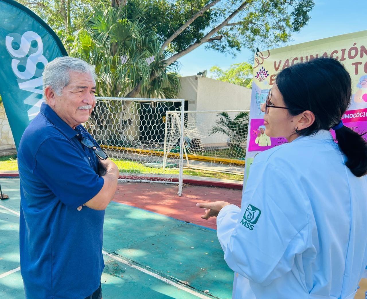 Los adultos mayores en el IMSS Yucatán cuentan con el respaldo y la atención necesaria. Foto: IMSS Yucatán