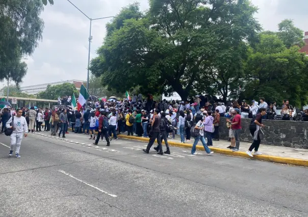 ¡Trabajadores y estudiantes contra la reforma al Poder Judicial! Marchan en C.U.