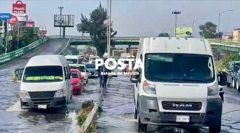 La circulación de vehículos particulares y transporte público fue afectada. Imagen: POSTA