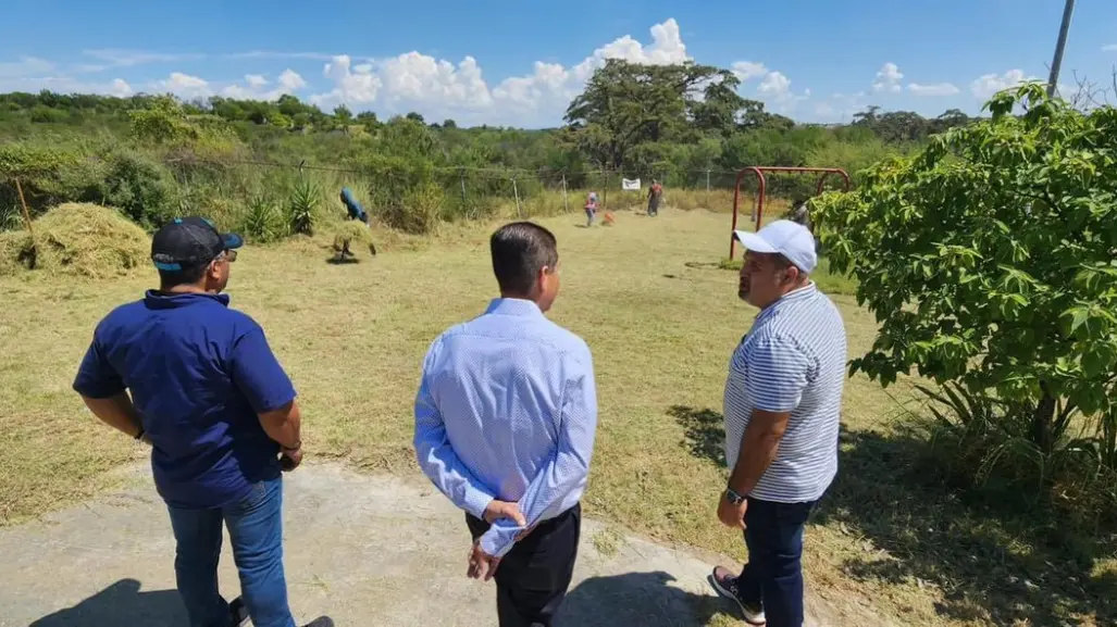 Alcalde de Juárez intensifica mantenimiento de espacios públicos