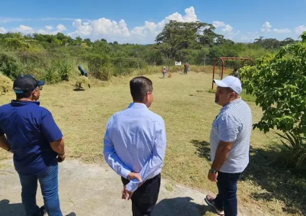 Alcalde de Juárez intensifica mantenimiento de espacios públicos