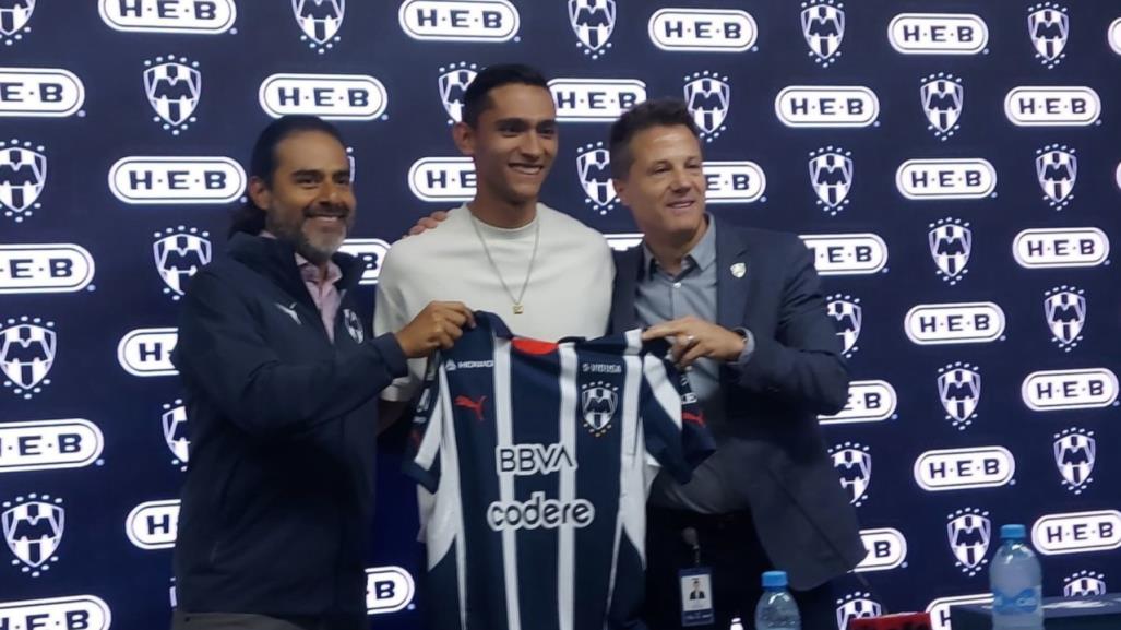 Presentan a Fidel Ambriz como nuevo refuerzo de Rayados