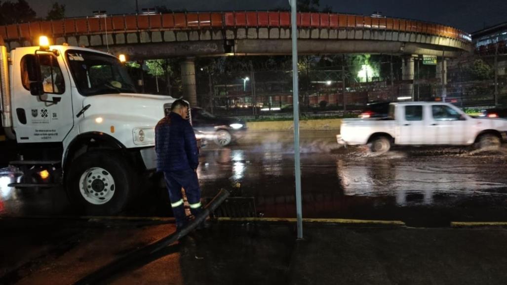 CDMX queda bajó el agua por fuertes lluvias y granizo; se reportan inundaciones